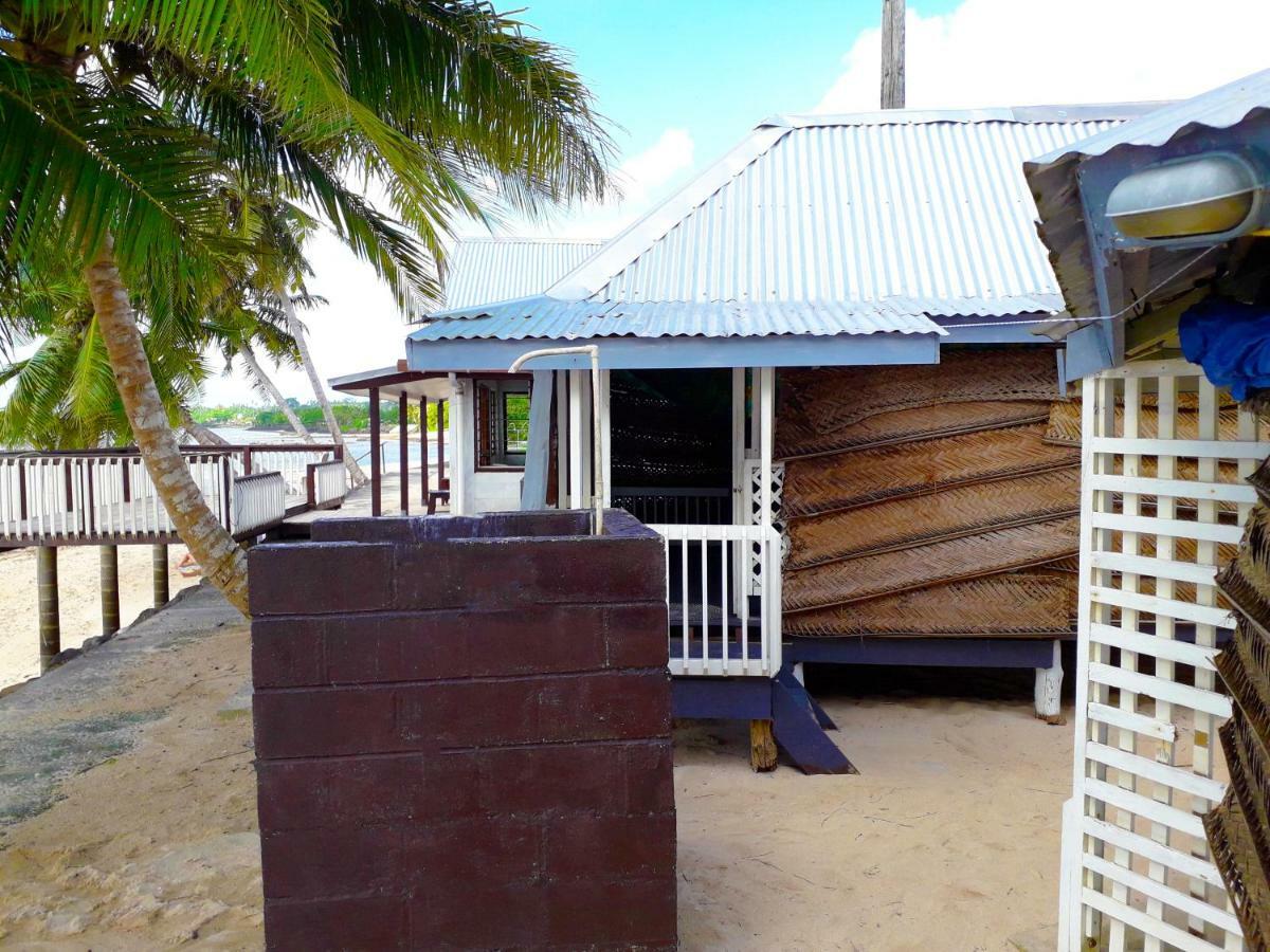 Vacation Beach Fales Manase Exterior photo