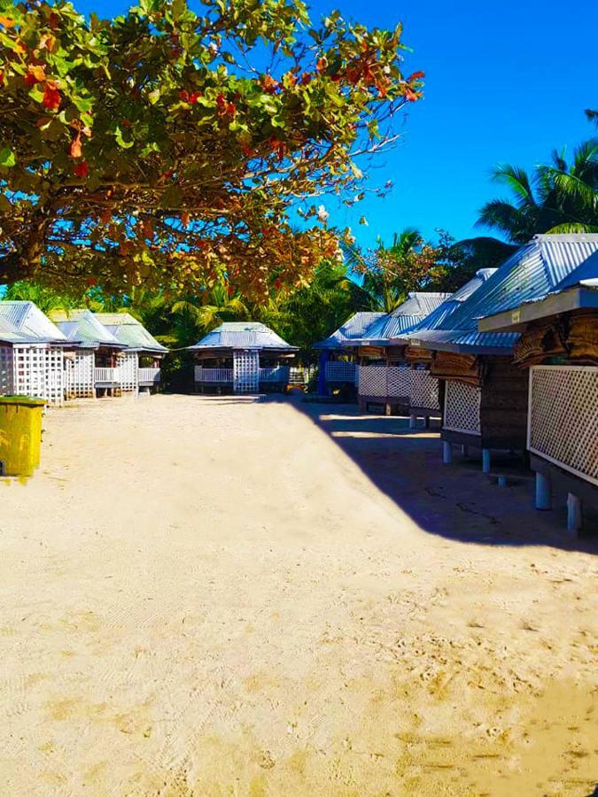 Vacation Beach Fales Manase Exterior photo
